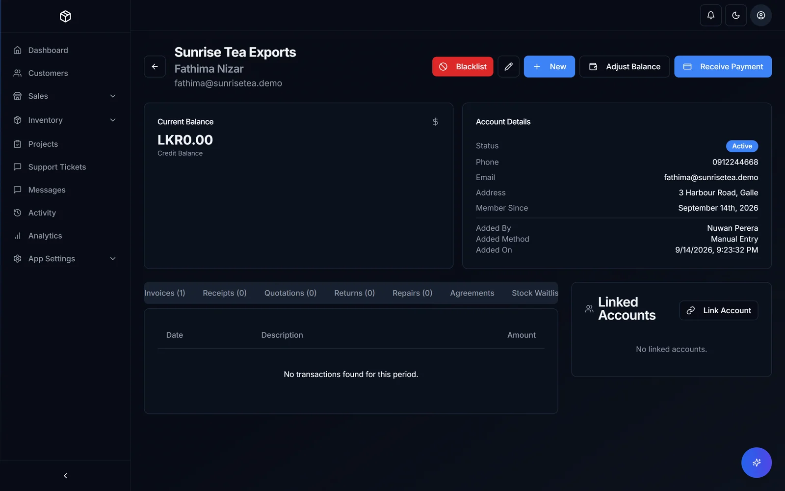 A HascoMax customer record connecting the account balance, invoices, quotations, repairs and agreements, using demonstration records